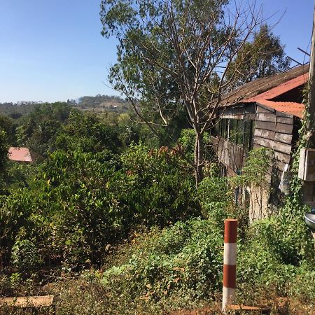 Tree Lodge Sen Monourom Esterno foto