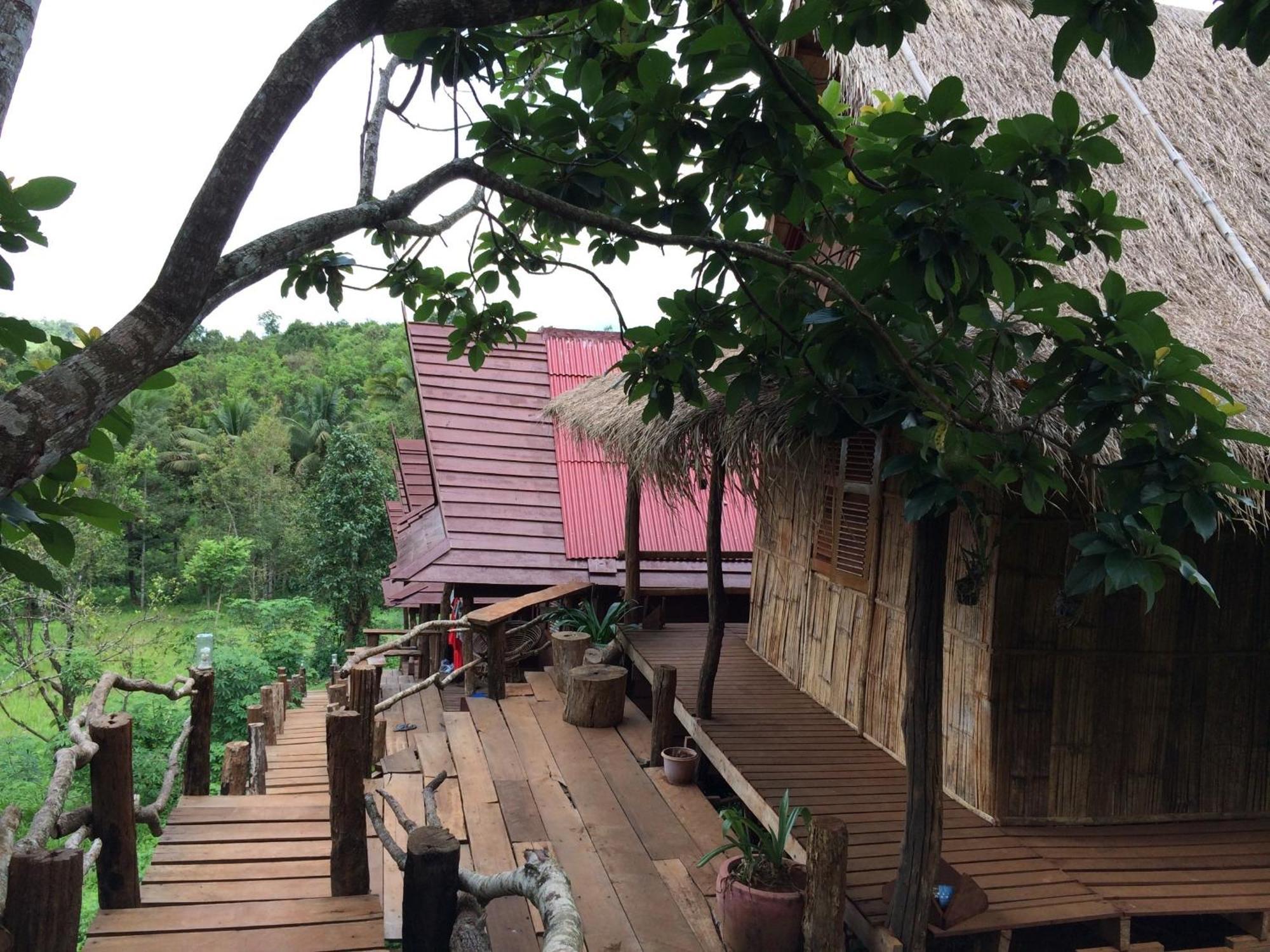Tree Lodge Sen Monourom Esterno foto